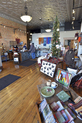 New gallery, Aveline, focuses on art with heart